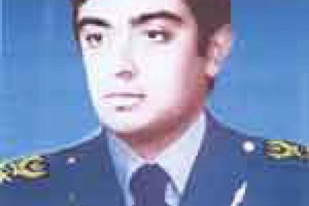 سرلشکر خلبان سید علی اقبالی دوگاهه؛ شهیدی که دو پاره شد