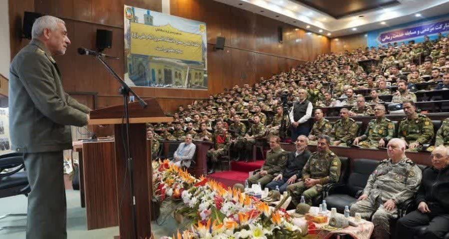 امیر سرلشکر حسنی سعدی: لباس سربازی، پرچم خدمتگزاری به مردم است