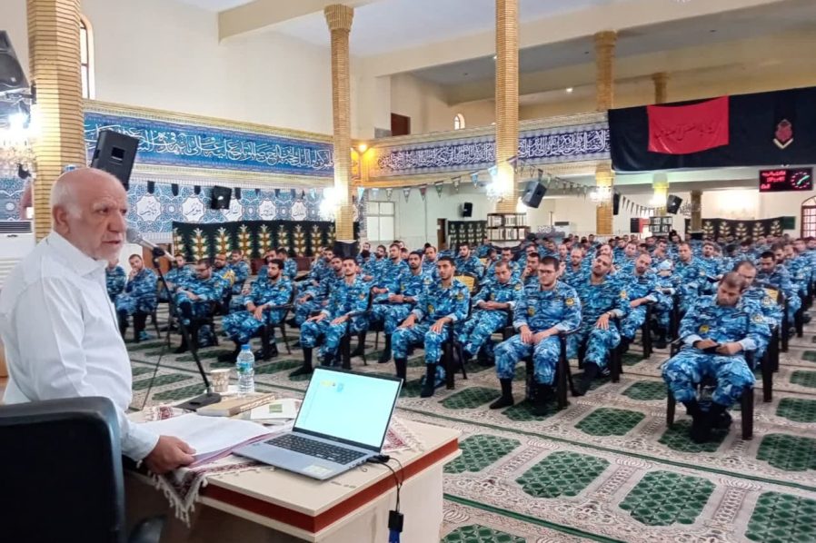 مراسم افتتاحیه آموزش معارف جنگ کارکنان وظیفه اعزامی  ۱/ ۰۵/  ۱۴۰۳ لیسانس به بالا در تاریخ ۱۴۰۳/۵/۲۸ درمرکز آموزشهای هوایی شهید خضرایی  نهاجا آغاز گردید