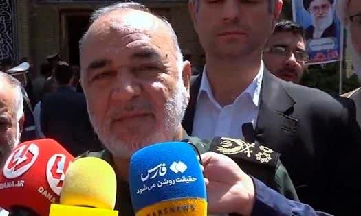 سرلشکر سلامی مطرح کرد:شهید صیاد شیرازی یک فرمانده کامل و نابغه نظامی بود