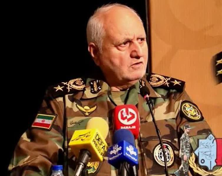 معاون هماهنگ‌کننده هیئت معارف جنگ شهید سپهبد علی صیاد شیرازی مطرح کرد:ارتقاء توانایی مدیریت افسران ارتش، هدف برگزاری دوره آموزش میدانی هیئت معارف جنگ است