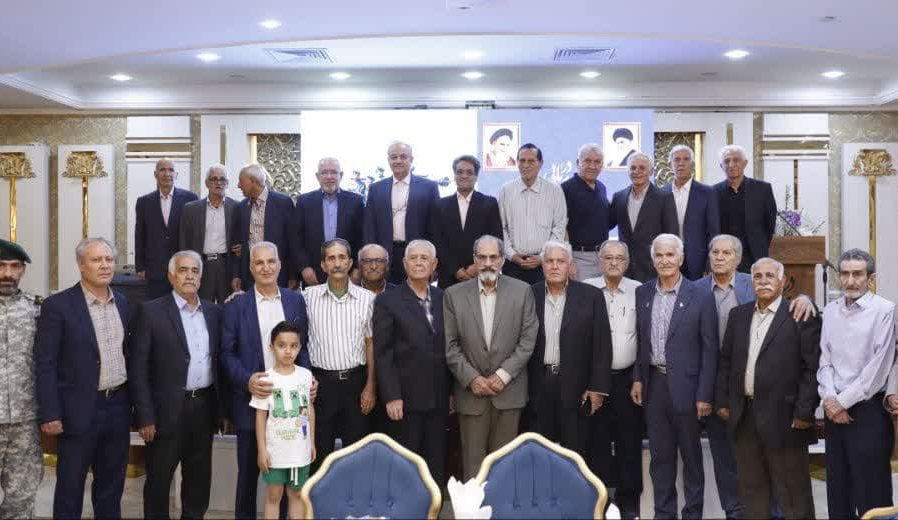 آیین تجلیل از تکاوران دریایی حاضر در عملیات آزادسازی خرمشهر با حضور دریادار شهرام ایرانی فرمانده نیروی دریایی ارتش و جمعی از تکاوران دریایی و خانواده‌های آن‌ها برگزار شد.
