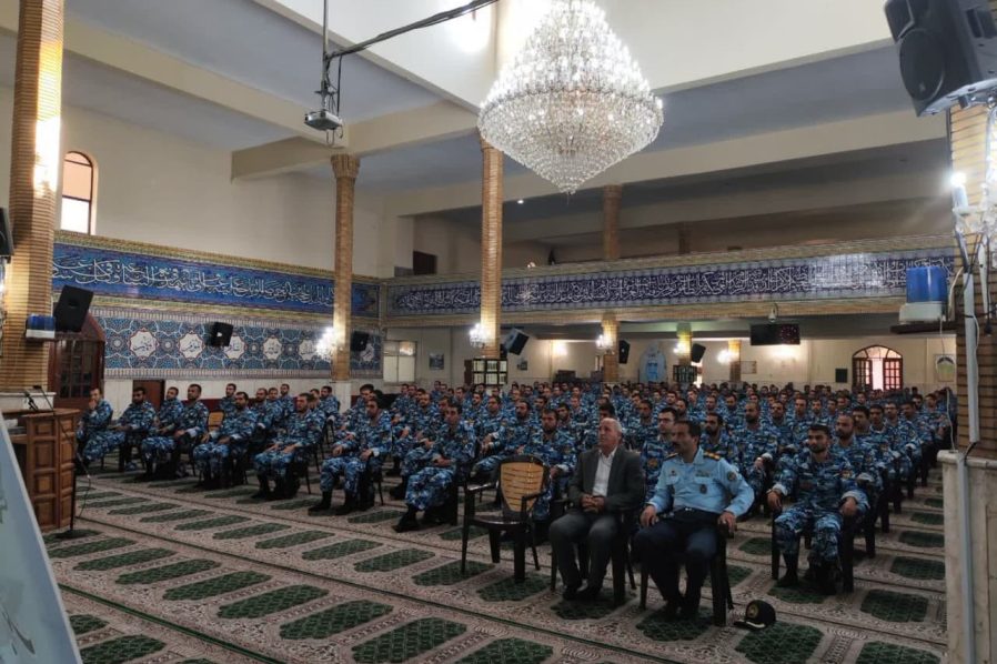 مراسم افتتاحیه آموزش نظری معارف جنگ جهت کارکنان وظیفه اعزامی ۱۴۰۴/۳/۱ در مرکز آموزش شهید خضرائی نهاجا در مورخه ۱۴۰۴/۳/۲۵  با حضور امیران محمدی ، خلفی و جناب سرهنگ دانش فرمانده مرکز آموزش شهید خضرائی آغاز گردید.
